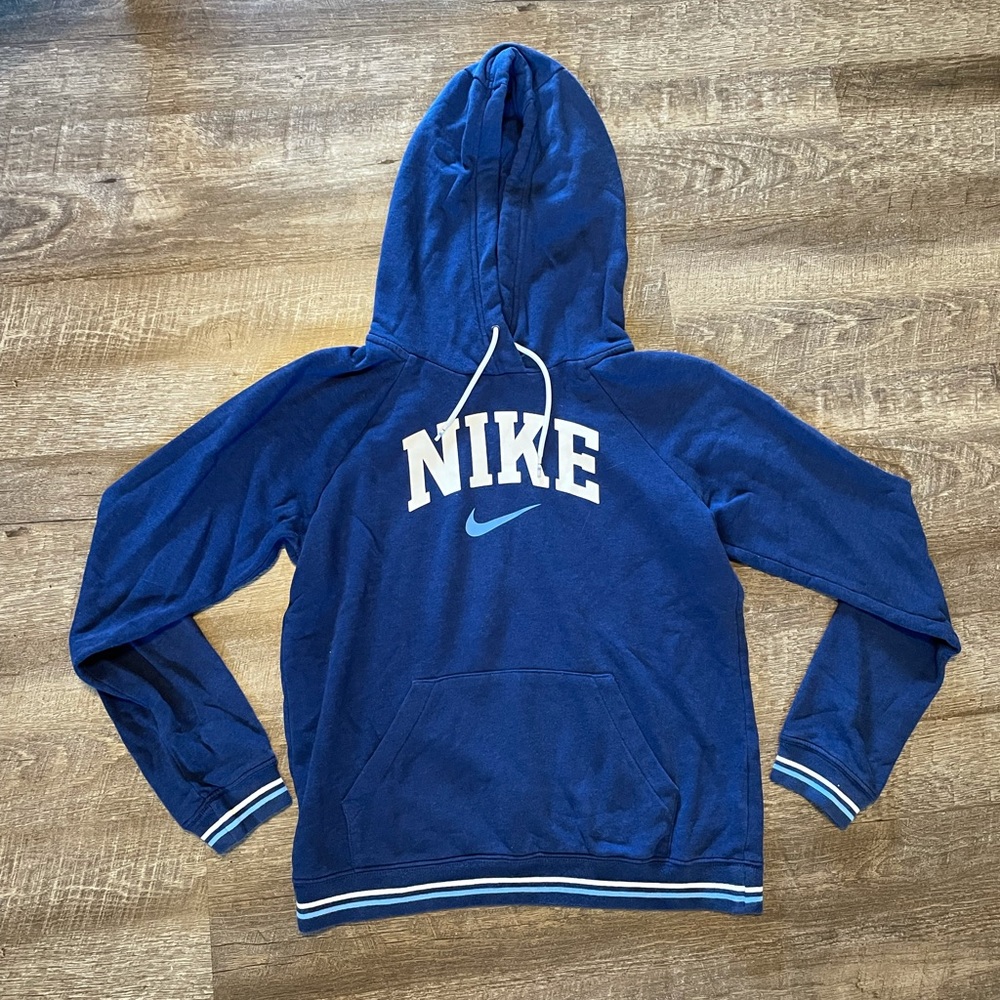 nike hoodie